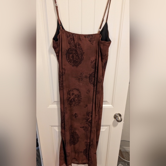 Cider Angel Brown Sleeveless Dress - Picture 2 of 3